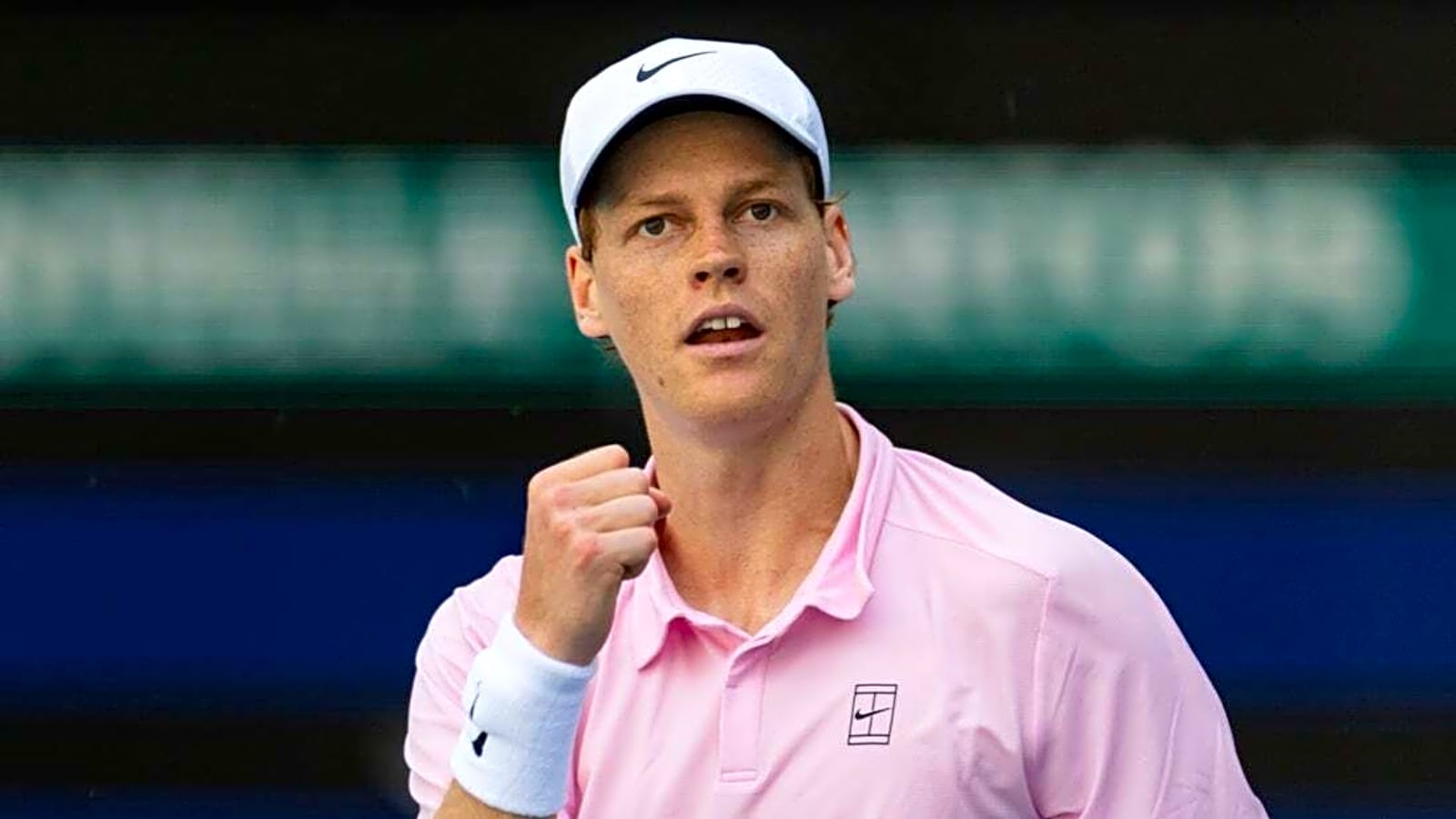 Jannik Sinner roars past Frances Tiafoe to reach Miami Open semis | Yardbarker