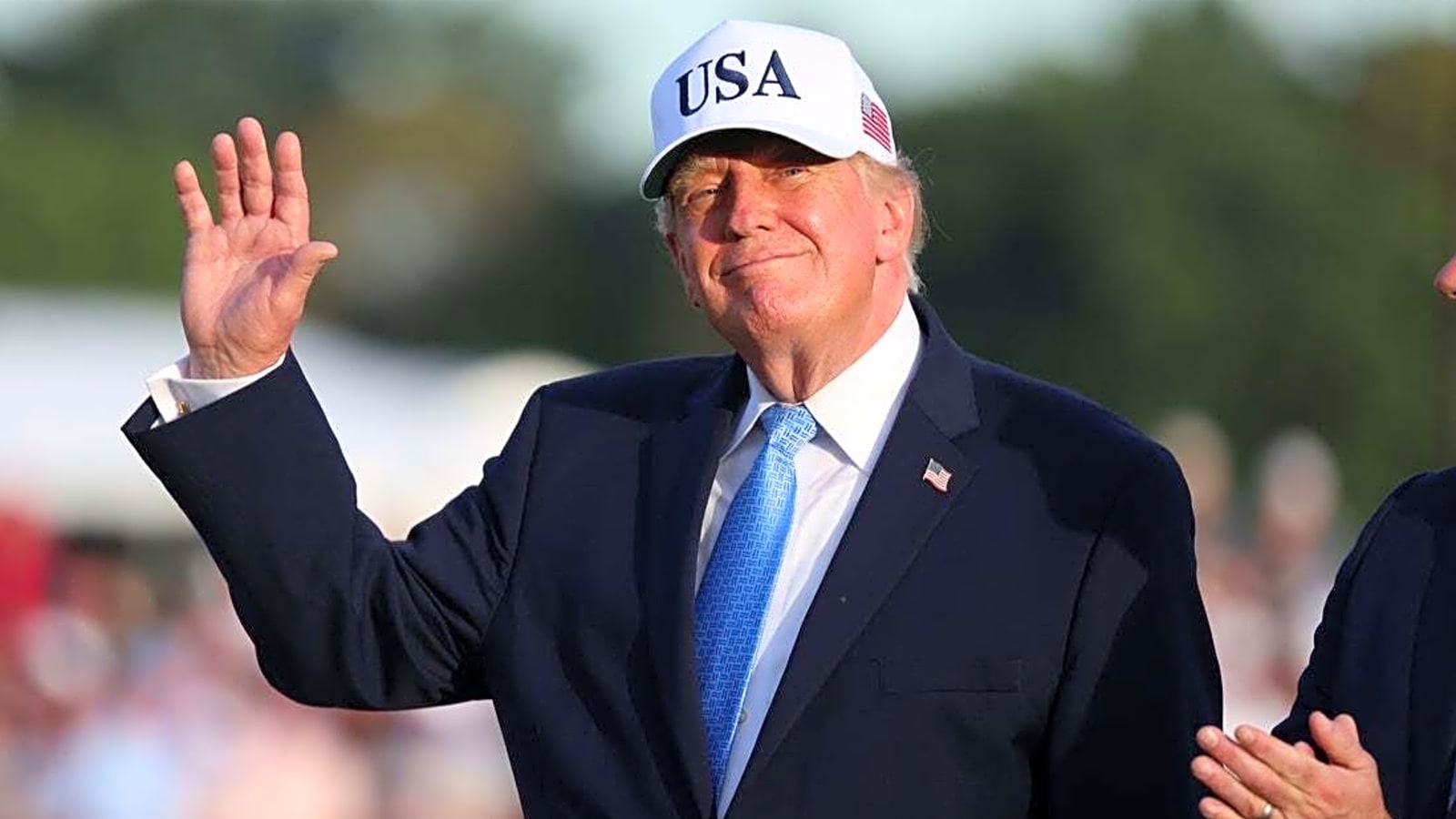 Google Ad Course President Trump plans to close DC public course for 15-month renovation ...
