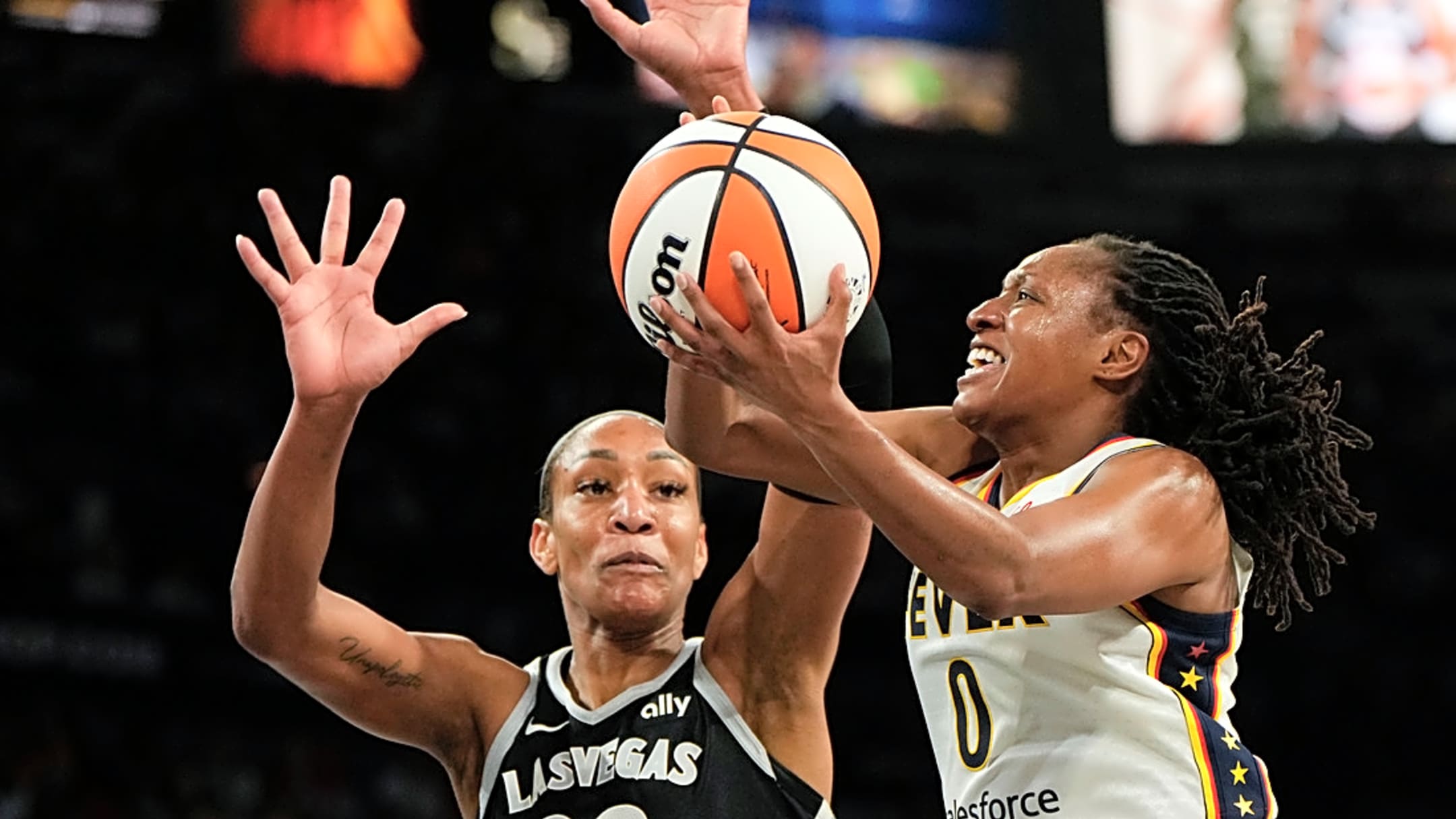 Kelsey Mitchell leads Fever to stunning Game 1 upset of Aces | Yardbarker