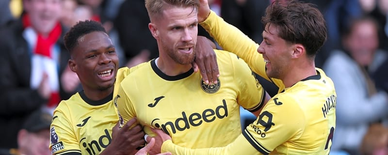 ‘With all their problems…’ – Roy Keane and Steven Gerrard agree on Brentford-Liverpool prediction