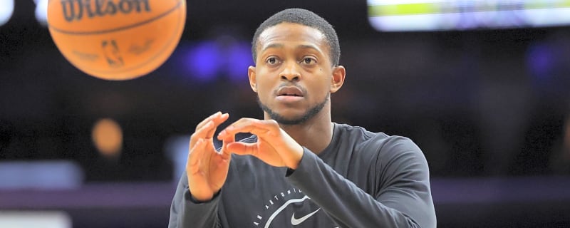 De'Aaron Fox's absence loomed large in Spurs' Game 2 loss