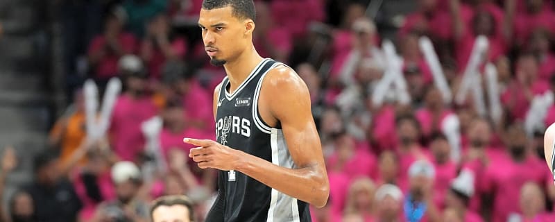Charles Barkley calls out ‘clowns’ for crying about fouling Spurs’ Victor Wembanyama