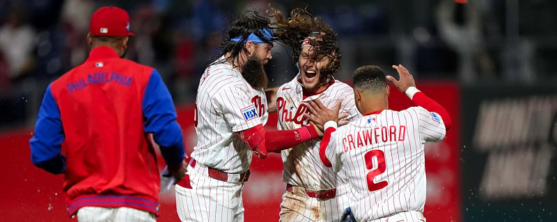 Phillies accomplish rare feat in doubleheader sweep of Giants