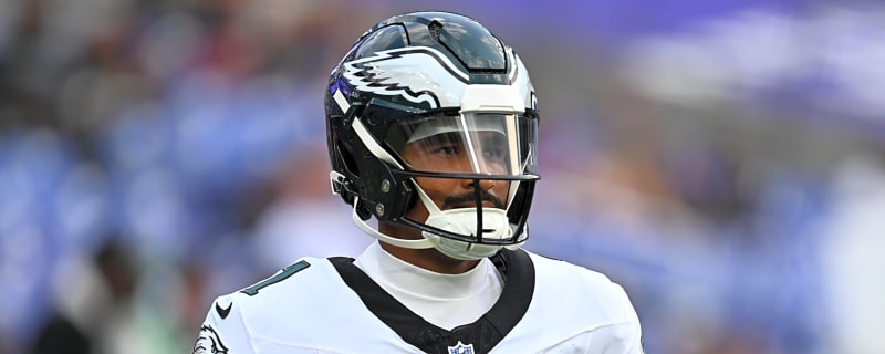 Eagles' Hurts discusses feelings about Pats' Brown, advice for Maye
