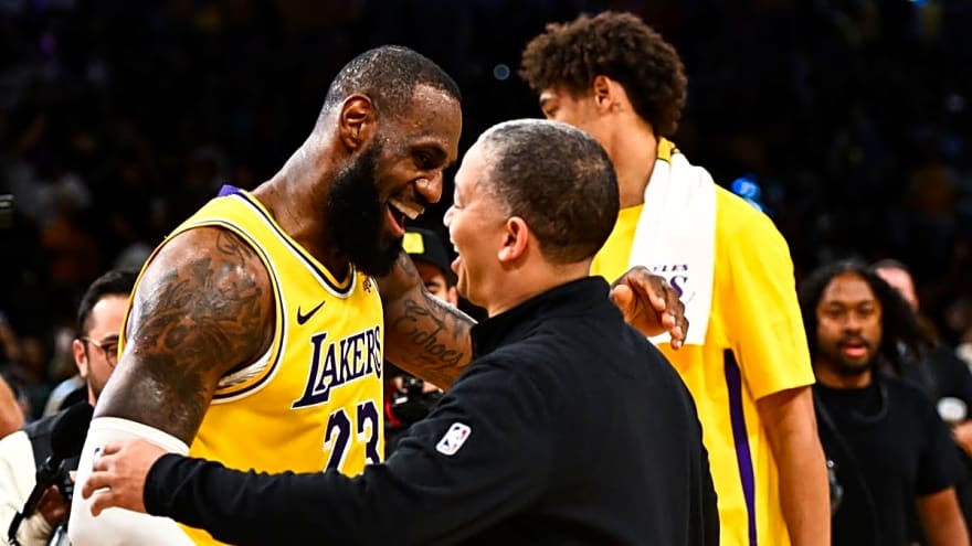 NBA Champion's Priceless Reaction to LeBron James-Clippers Speculation