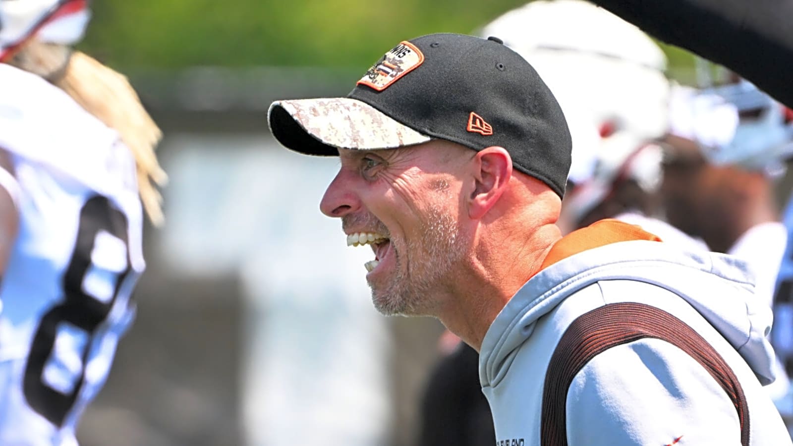 Chiefs make first outside addition to Andy Reid's 2026 coaching staff with  decorated coach who got his NFL start in Kansas City | Yardbarker