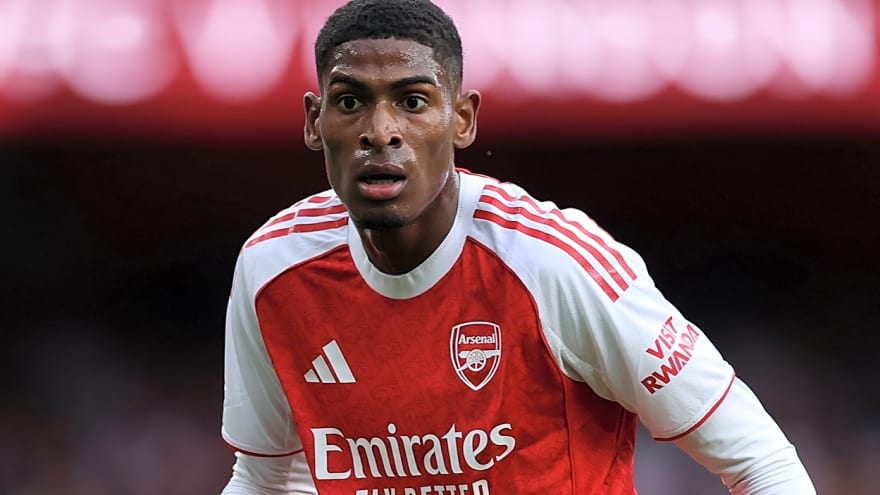 Could Arteta Spring A Surprise At Right-Back Against Burnley?