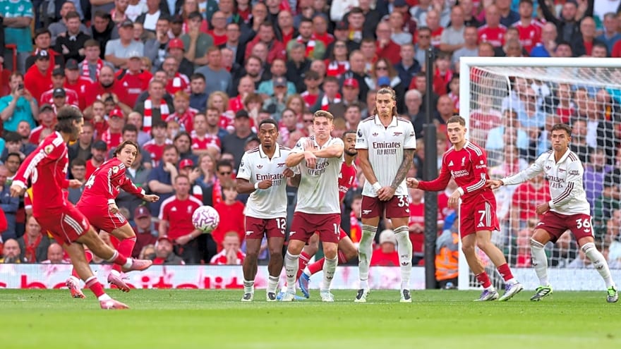 ‘It was big’ – Gary Neville says Liverpool player produced one of the moments of the season