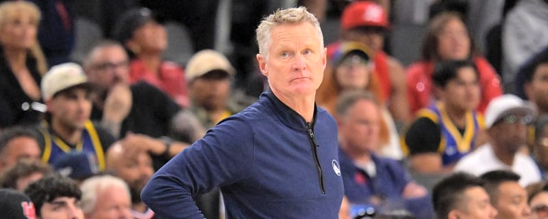 Warriors hedge their bets with late signings