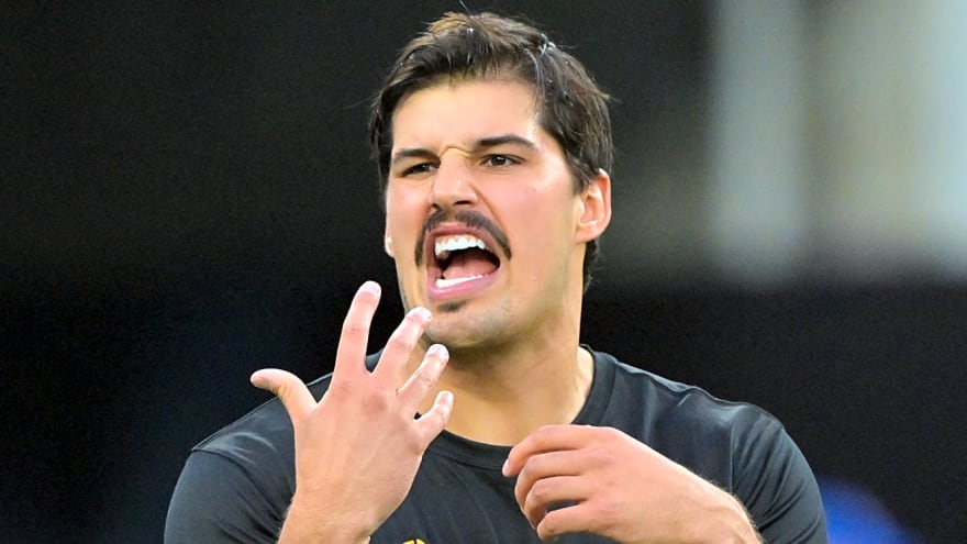 Steelers face crowded QB battle heading into training camp
