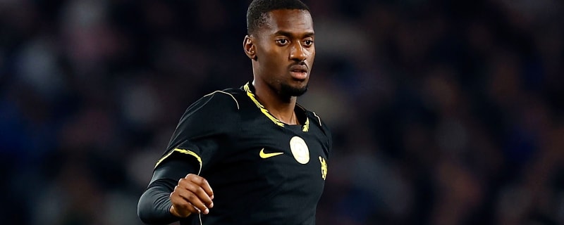 Tottenham open talks to sign Chelsea defender Tosin Adarabioyo after shock Manchester United link as Spurs seek late deal