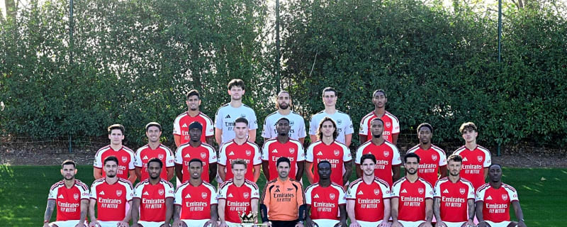 Arsenal fans want official 2026/27 squad photo in the bin after seeing who's missing