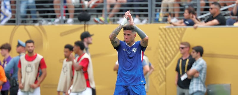 Source says Man City 'not looking to pursue deal' for Chelsea midfielder, with 'full focus' on England star