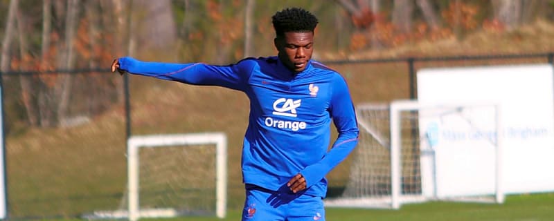Report: Unprecedented offer prepared as Man United chase 26-year-old star
