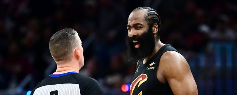 James Harden gets a technical foul for shoving Duncan Robinson in Game 1