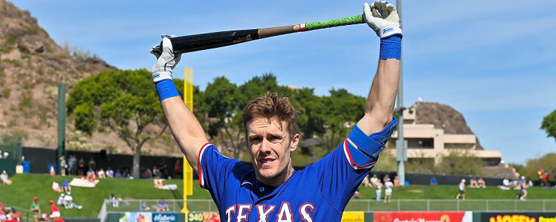 Mark Canha Requests Release From Rangers Deal