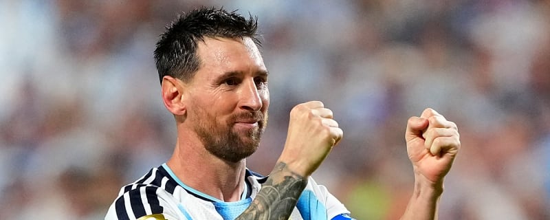 Lionel Messi’s family release statement amid rumours about father’s health