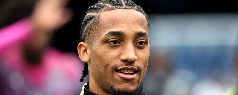 Chelsea use Fabrizio Romano to send strong transfer message ahead of difficult summer