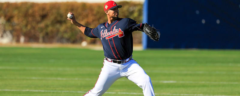 Braves make roster move ahead of series with Reds