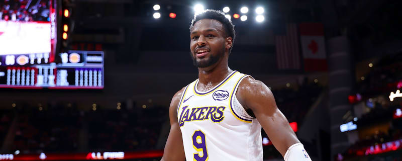 Bronny James gives a 5-word reaction to father LeBron joining 76ers