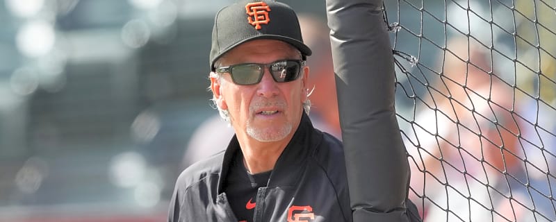 Giants coach Ron Wotus bizarrely gets ejected during lineup card exchange