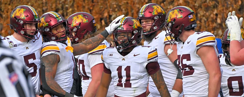 Watch: Javon Tracy returns Gophers’ first punt for TD since 2018