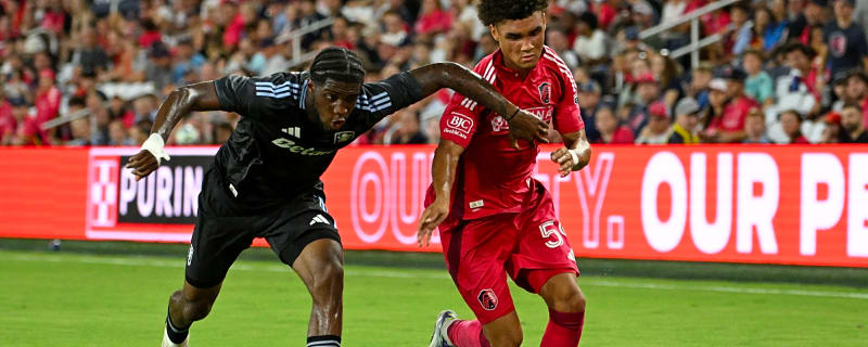 Transfer expert confirms Chelsea 'still have a chance' in race for €50m rated winger