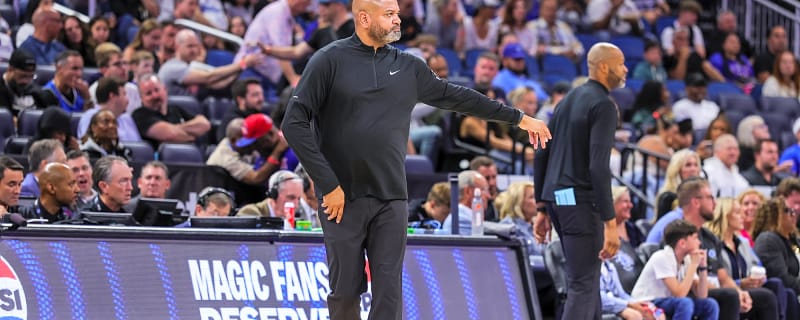 J.B. Bickerstaff Wins Coaches Association Award