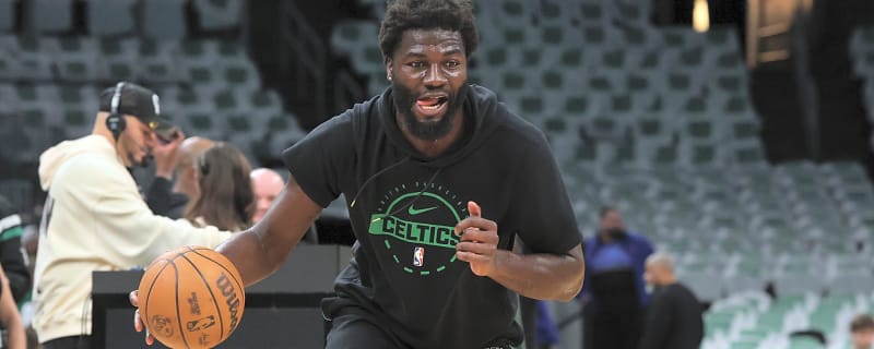 Celtics, Neemias Queta Agree To Four-Year Extension