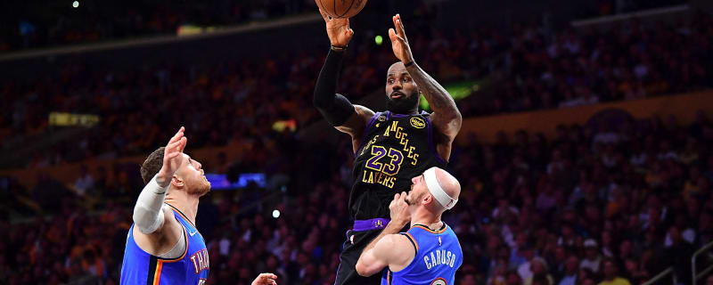 LeBron James agrees to sign with 76ers