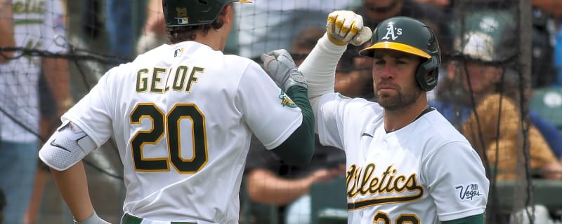 Braves make several roster moves, add new catcher