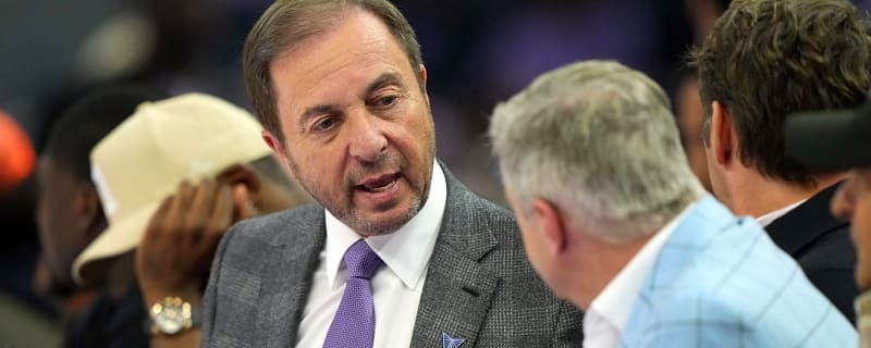 Warriors owner bemoans 'negativity' from fans