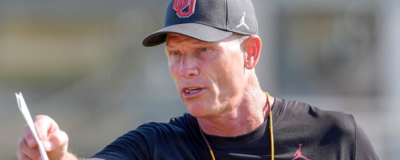 Brent Venables seems rather average among SEC coaches even after new contract with Oklahoma