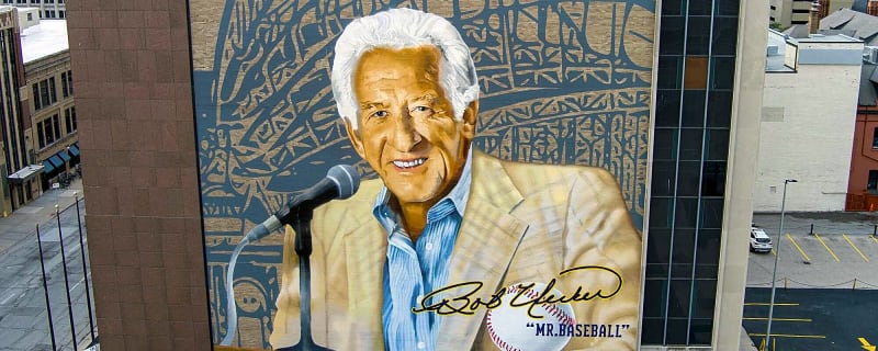 Brewers show Bob Uecker is never far from their thoughts with Stand Up to Cancer cards