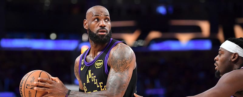 Report reveals whether LeBron James would take less money in free agency