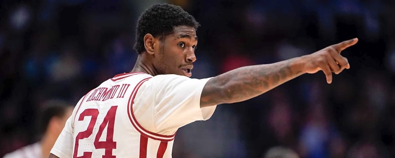 Billy Richmond's return gives Arkansas experience it needs