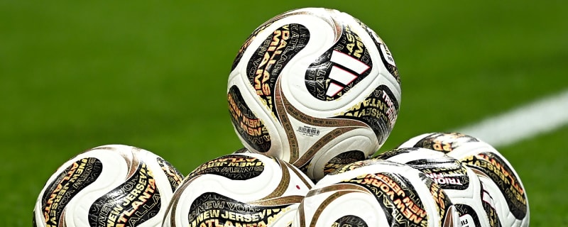 Former Manchester United star pledges to come out of retirement at 51