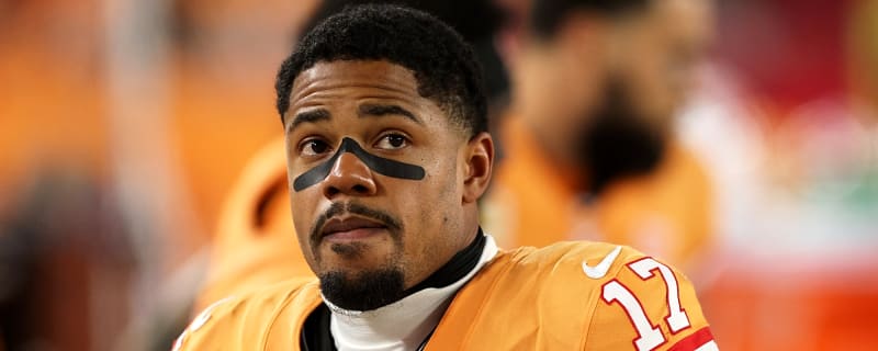 Texans Officially Sign Two, Place LB K.C. Ossai On IR
