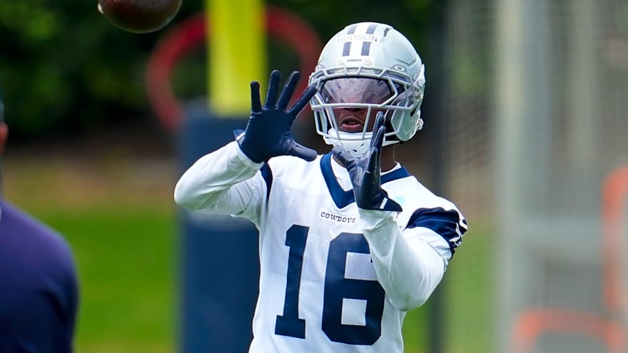 Cowboys undrafted free-agent WR draws high praise: 'Physical wideout who holds his own'