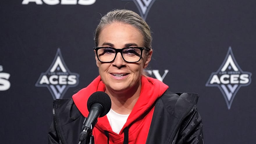 Becky Hammon won't back down from terrible Jalen Brunson take