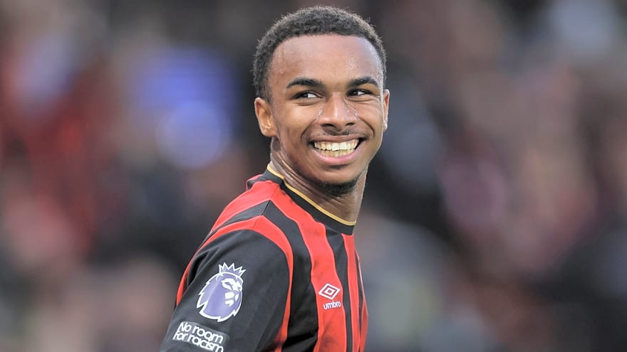 Report: Man United & Liverpool both make enquiry for French attacker
