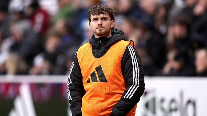Harvey Elliott might already be questioning what Giorgi Mamardashvili told him about Valencia