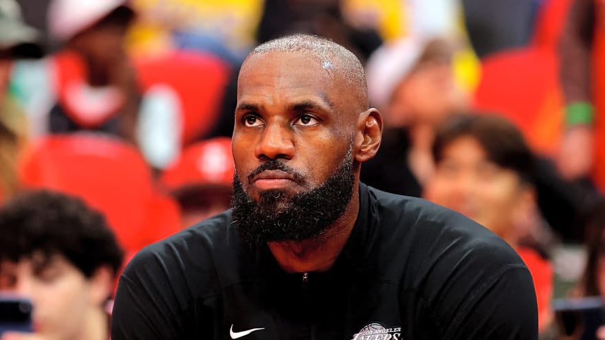 LeBron James remains mum on free-agency plans, despite Tyrese Haliburton's best efforts