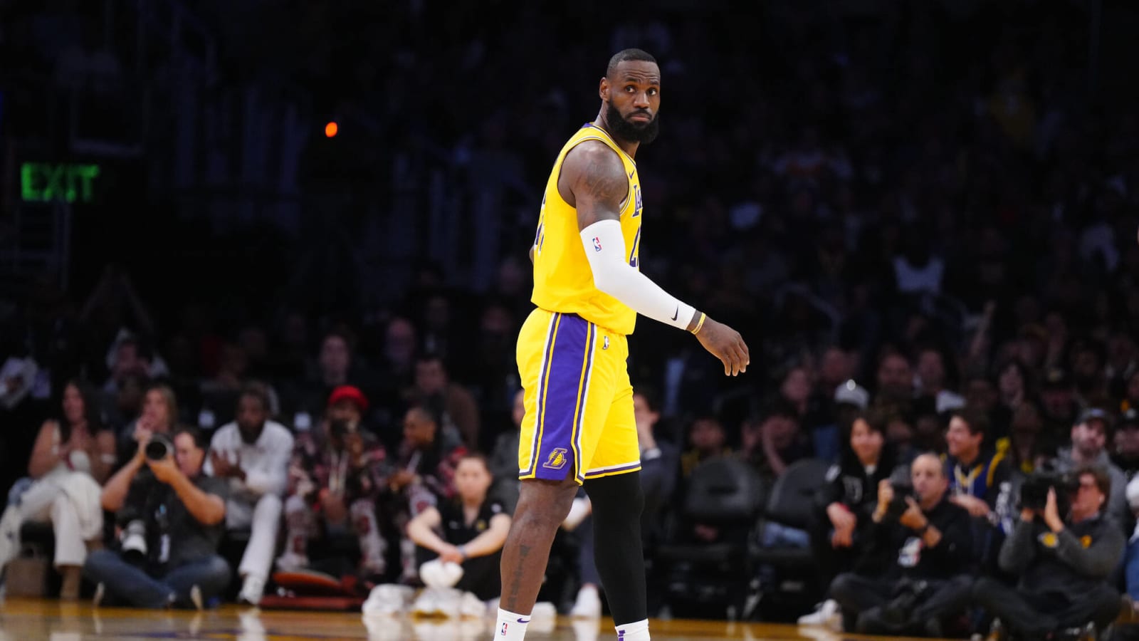 Report: LeBron James ‘Wasn’t Happy’ With Darvin Ham When Lakers ...