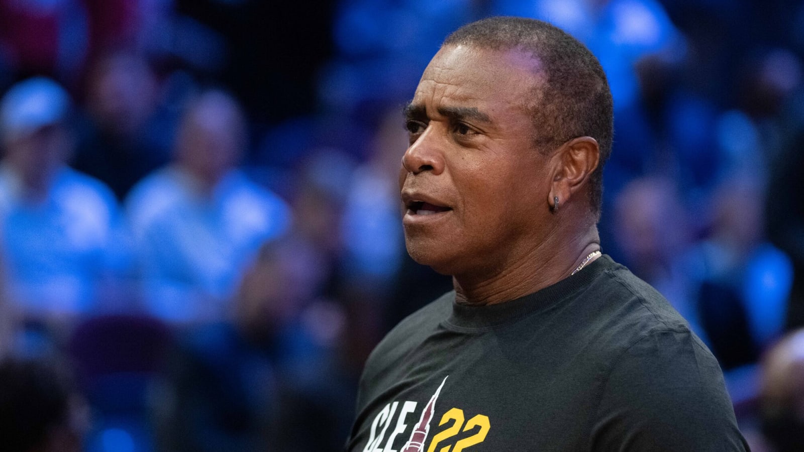 Ahmad Rashad Tells Spike Lee And Michael Jordan The Knicks Will Win The ...