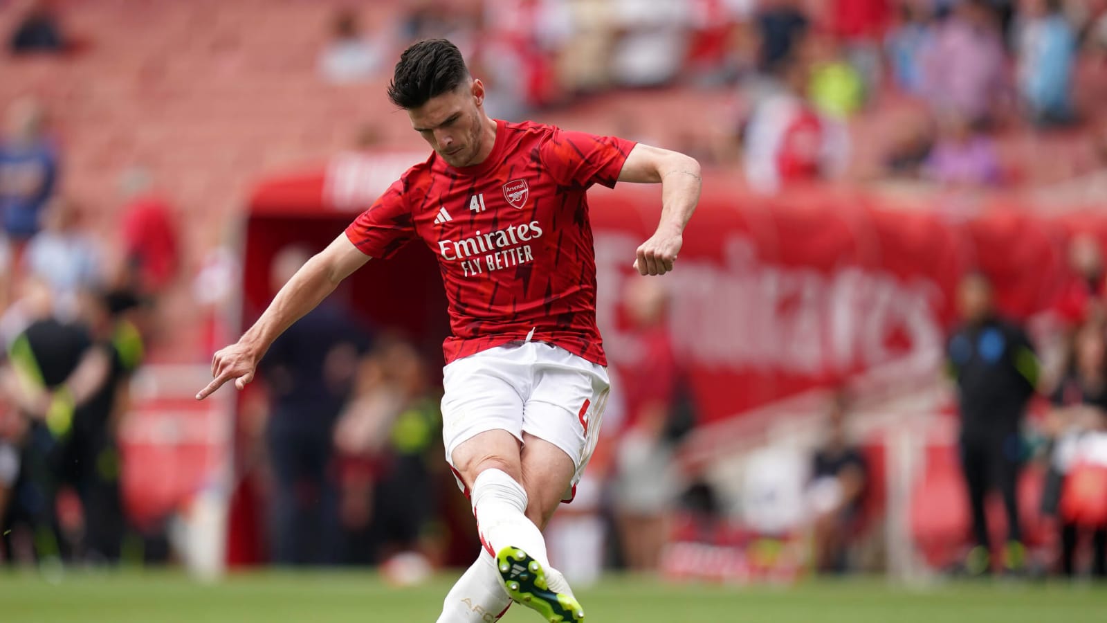 Mikel Arteta very impressed with Declan Rice's performance against Forest |  Yardbarker