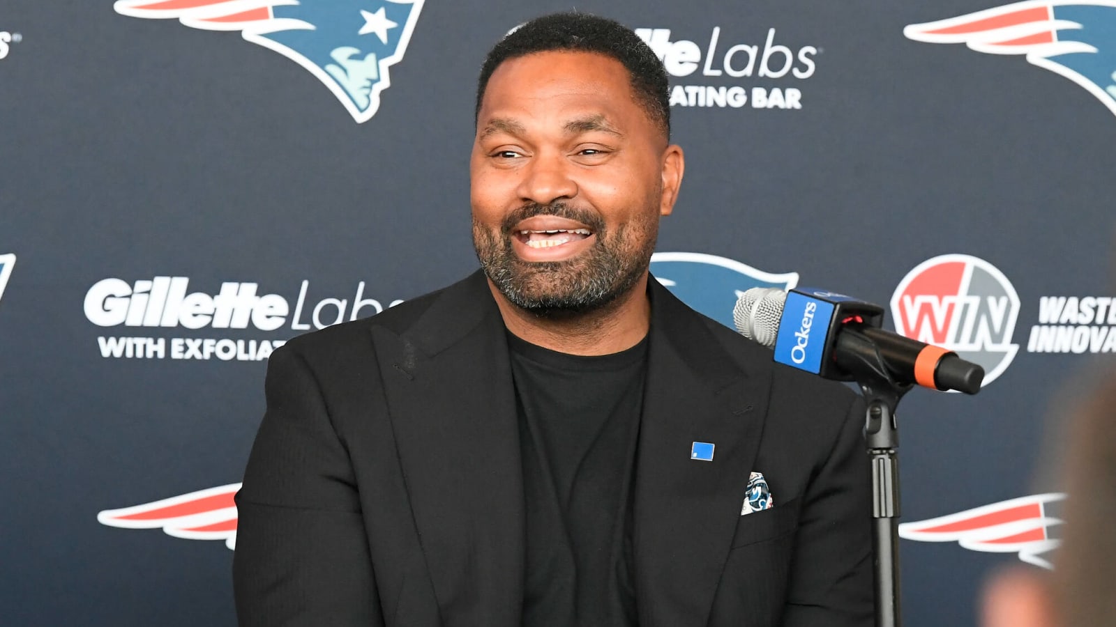 Jerod Mayo addresses what Bill Belichick said about Drake Maye | Yardbarker