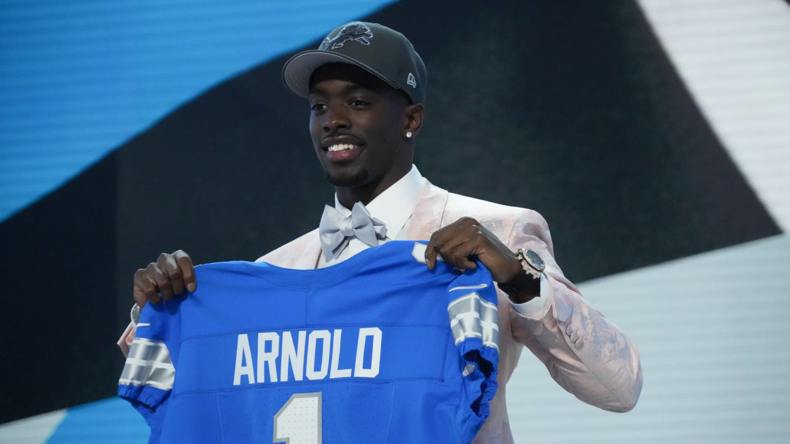 Terrion Reeves Terrion Arnold makes wild claim about how Raiders made big draft ...