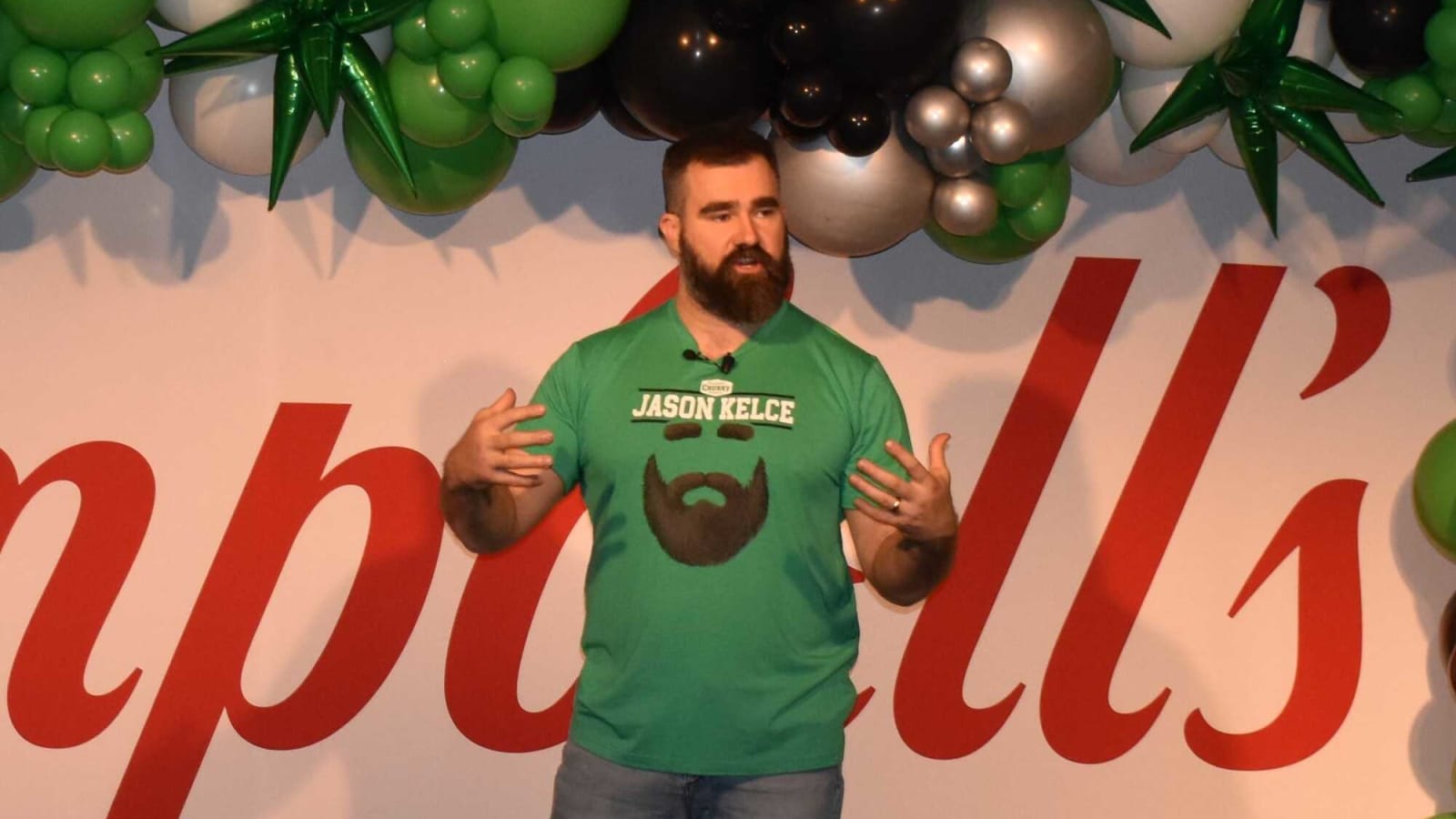 Jason Kelce's hot take on cats is setting up for an awkward moment with ...