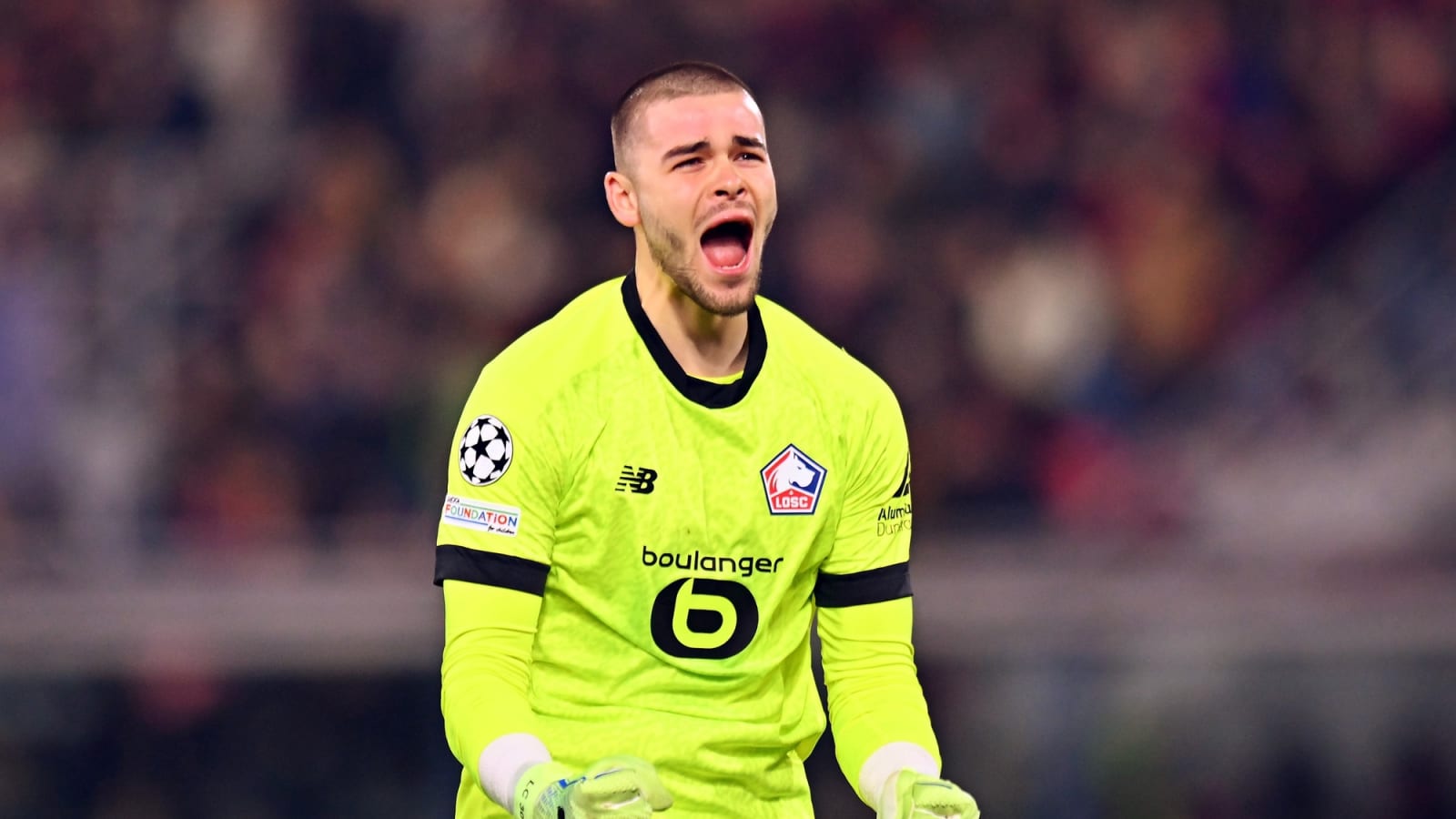 Report: Andre Onana’s future on ropes as Man United enquire for young ...